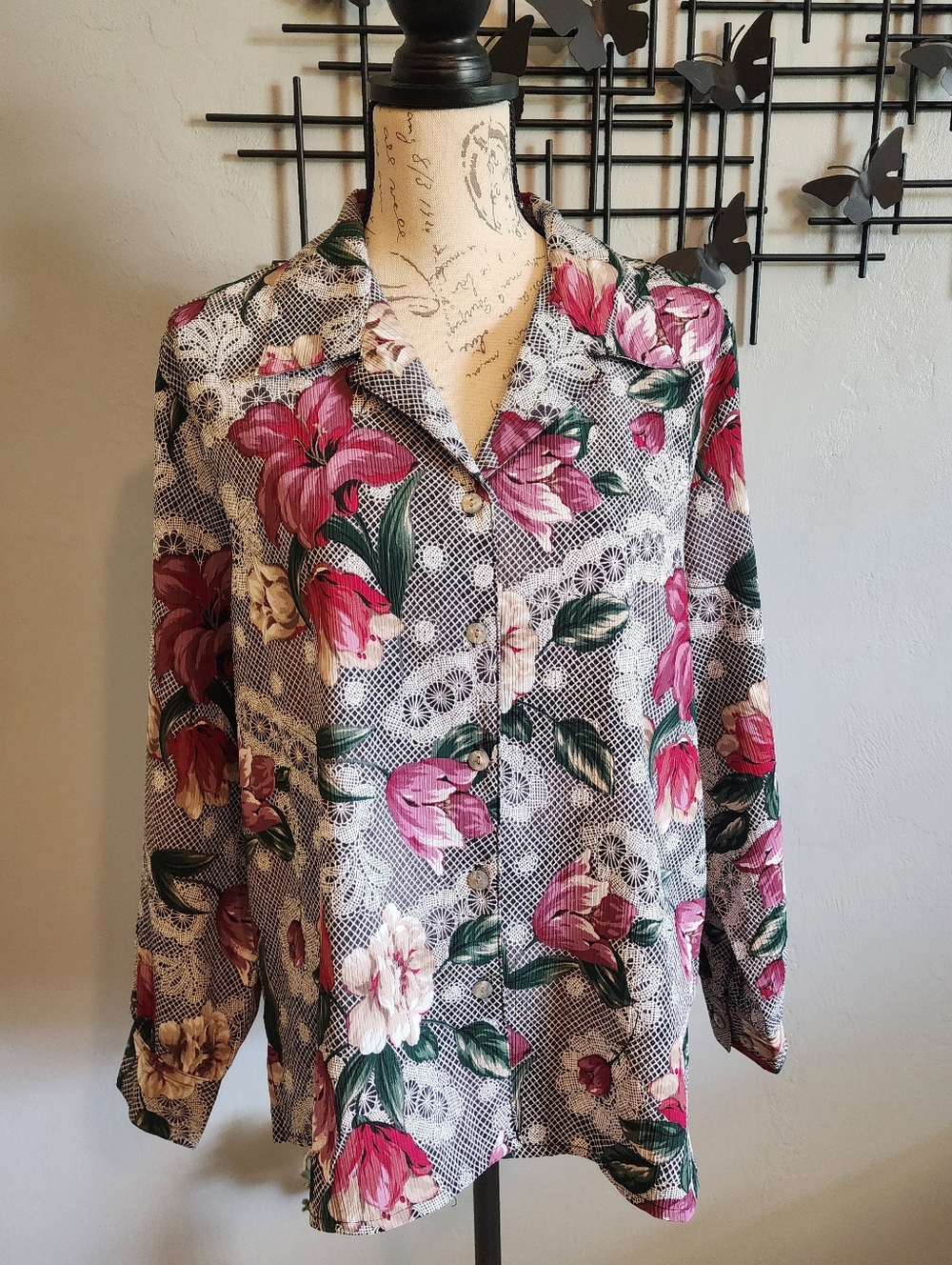 3 For $15 Sale! Vintage Alia Floral And Lace Print Blouse